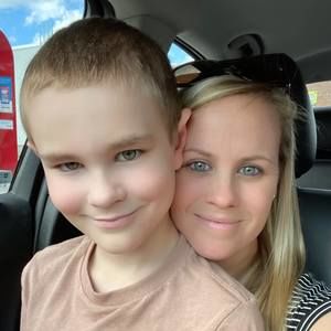 Meet your Posher, Kara